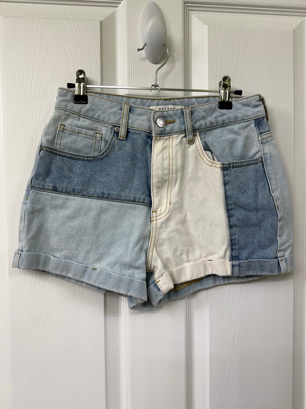 PacSun "Hopper Patch" patchwork denim shorts cuffed hem size 26 Mom Short